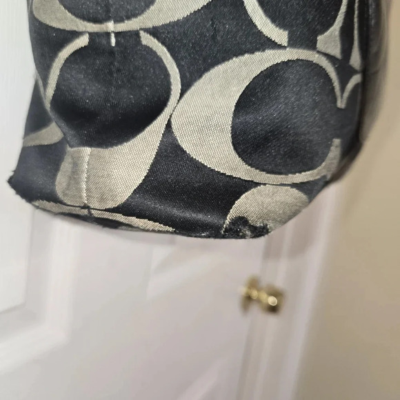 Coach Signature Tote Purse - Picture 7 of 16
